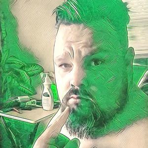 Meet your Posher, Justin